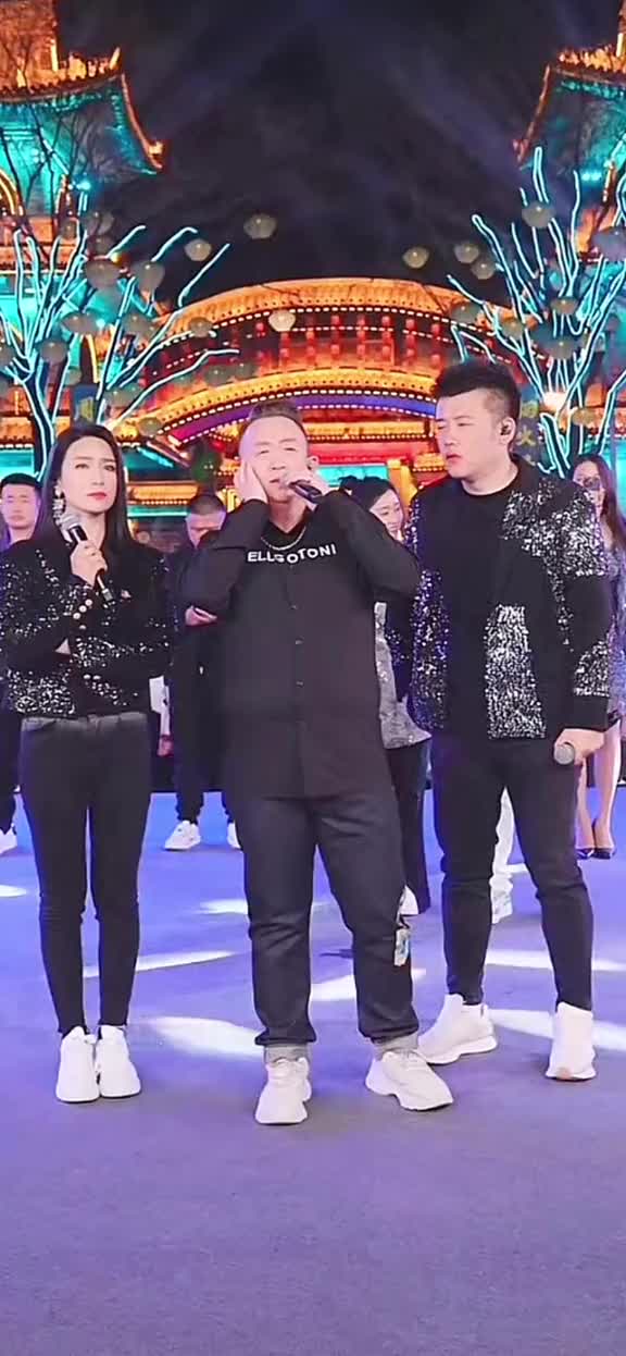 感谢木森大舞台很开心木森卷土重来木森大舞台抖音音乐人真人真唱