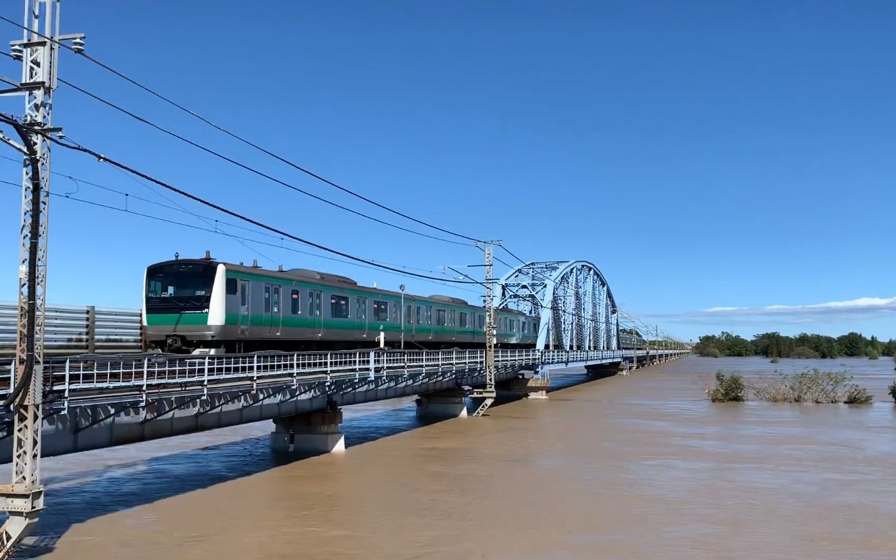 【日本铁道】台风19号通过后 jr川越线线路确认试运行列车@荒川桥梁
