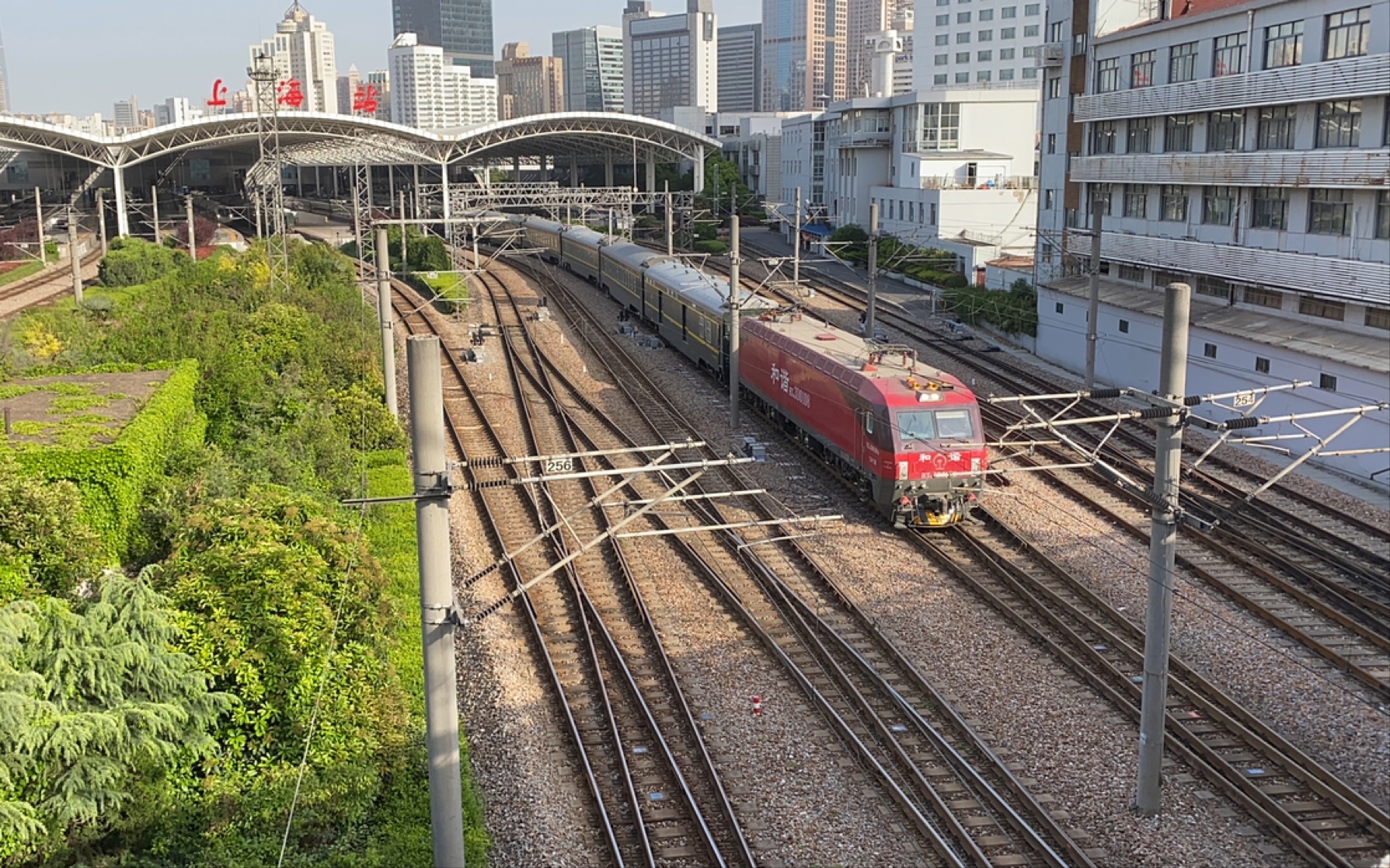 hxd3d0108牵引z40次上海站发车_哔哩哔哩 (゜-゜)つロ 干杯~-bilibili