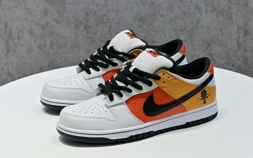 dunk low sb pro raygun 白外星人 304292-802