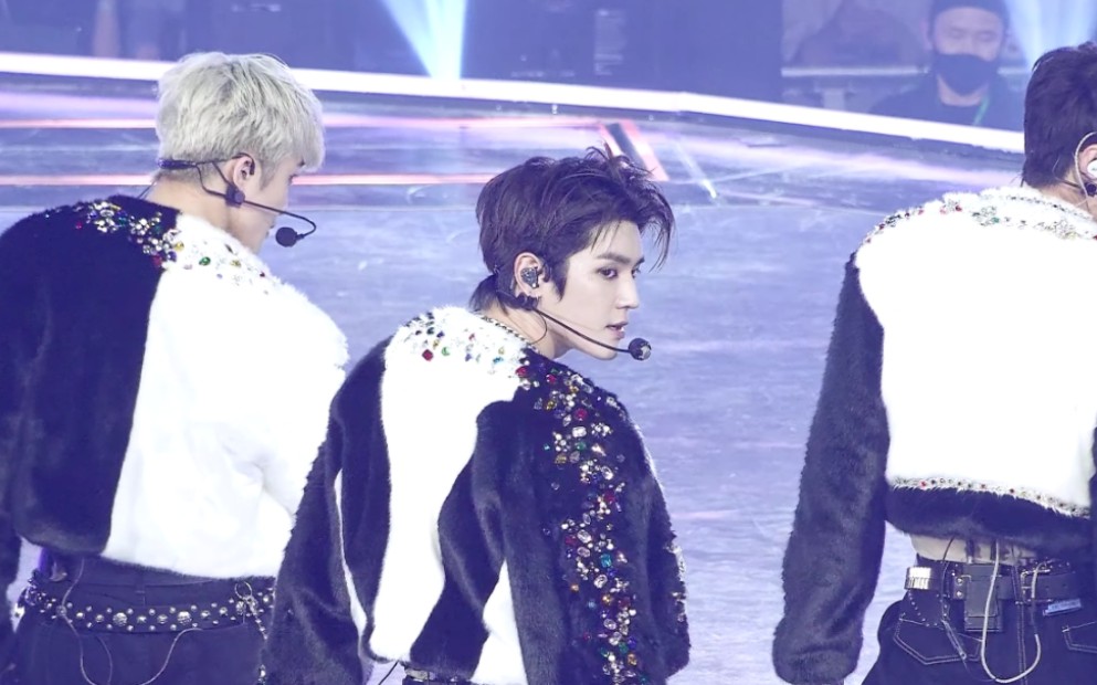 【李泰容】231225 - baggy jeans   kick it   fact check 舞台