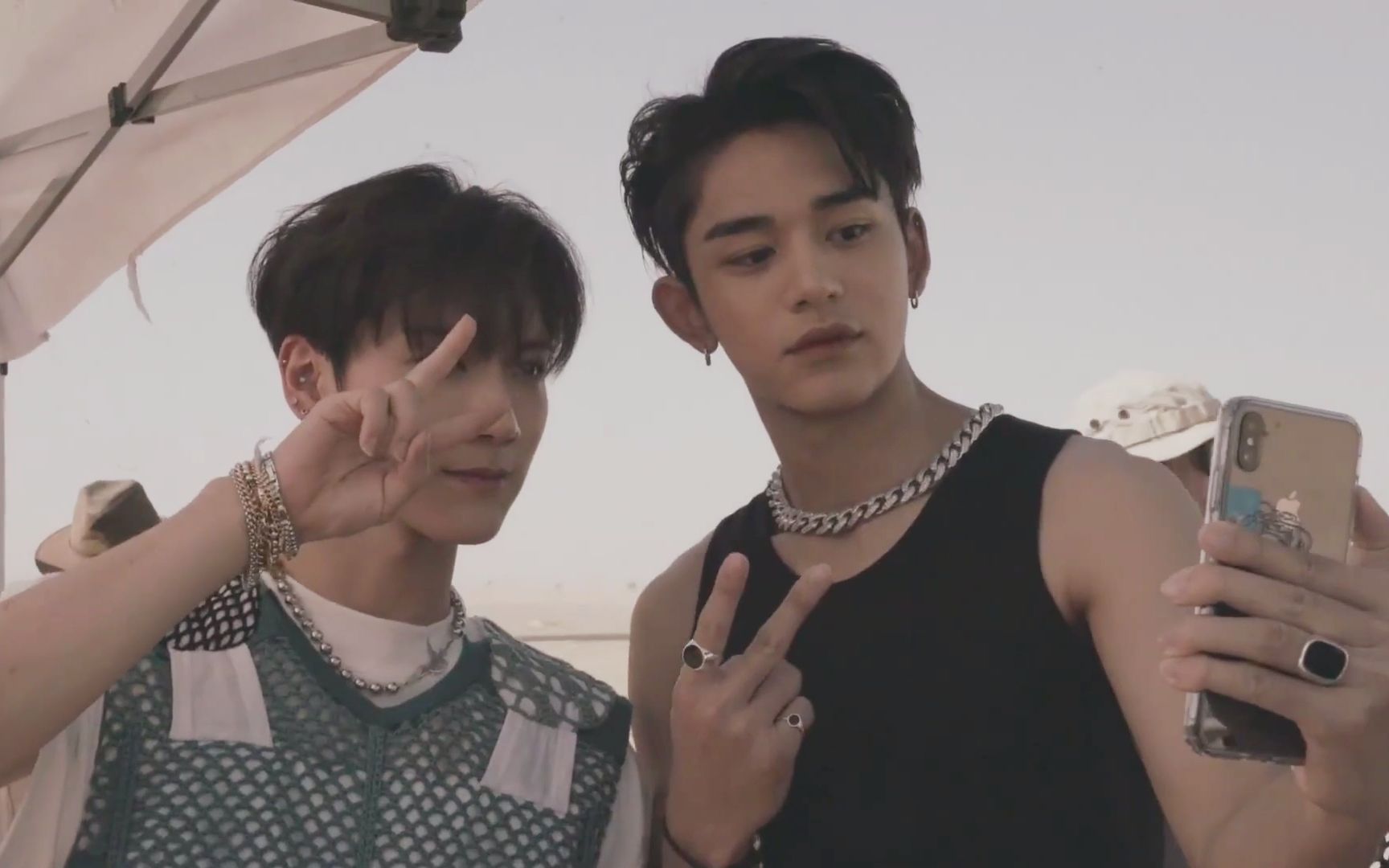 【李永钦&黄旭熙】舞台上你们的表演让人离不开眼睛 幕后看到你们为之