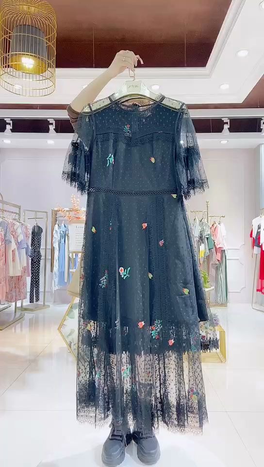2020时尚品牌魔美名作碎花连衣裙夏女装尾货渠道礼加诚