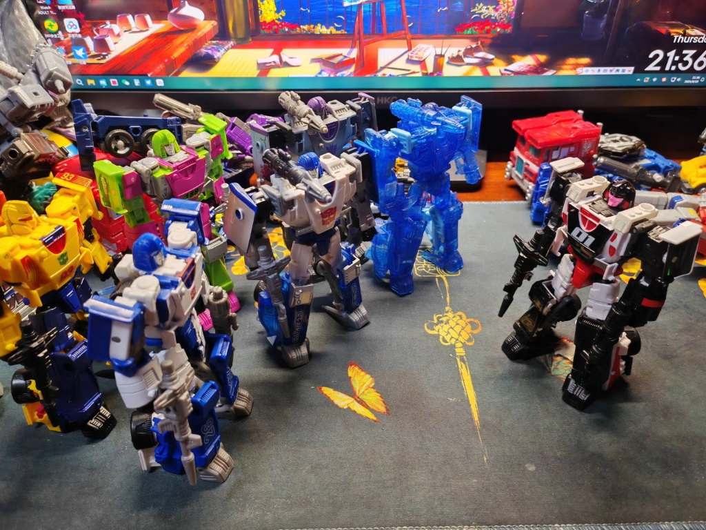 变形金刚f1车队出击!