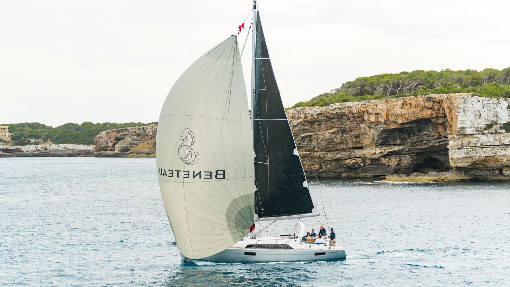 法国beneteau oceanis 41.1帆船