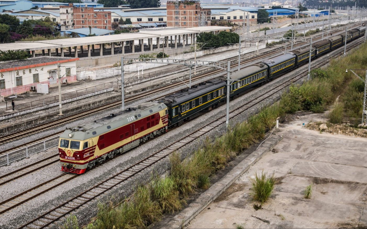 df4d-3295担当k9331出发机南宁机务段出库