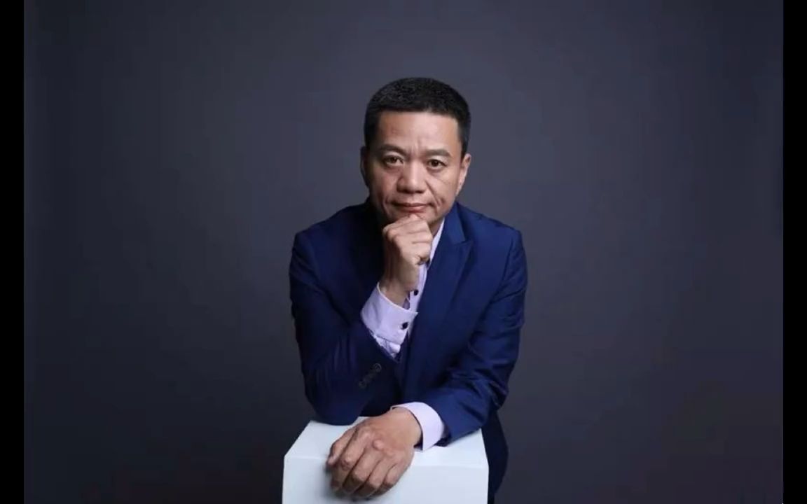 余军:目前我们会继续坚定地持有和买入,而不是卖出