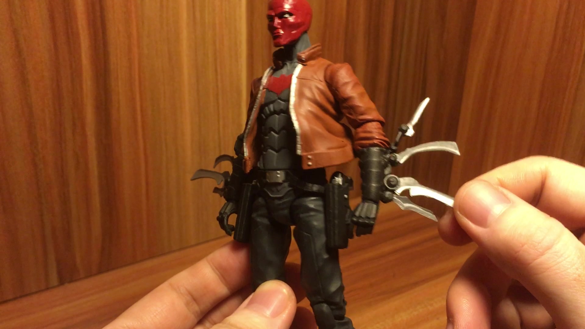 红头罩新52造型 dc collectibles_哔哩哔哩 (゜-゜)つロ 干杯~-bili