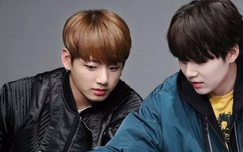 【闵玧其x田柾国】幻听 用或其他应用扫描二维码 点赞 视频来源网络