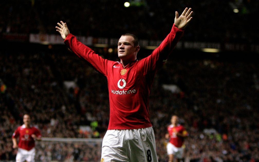 历史上的今天:04年鲁尼曼联欧冠双首秀戴帽