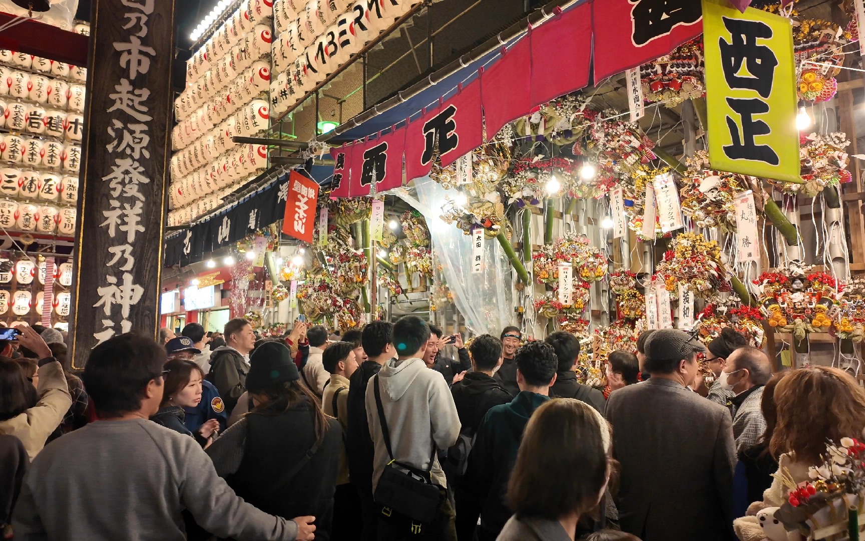 是不是你想象中的日本的庙会氛围?