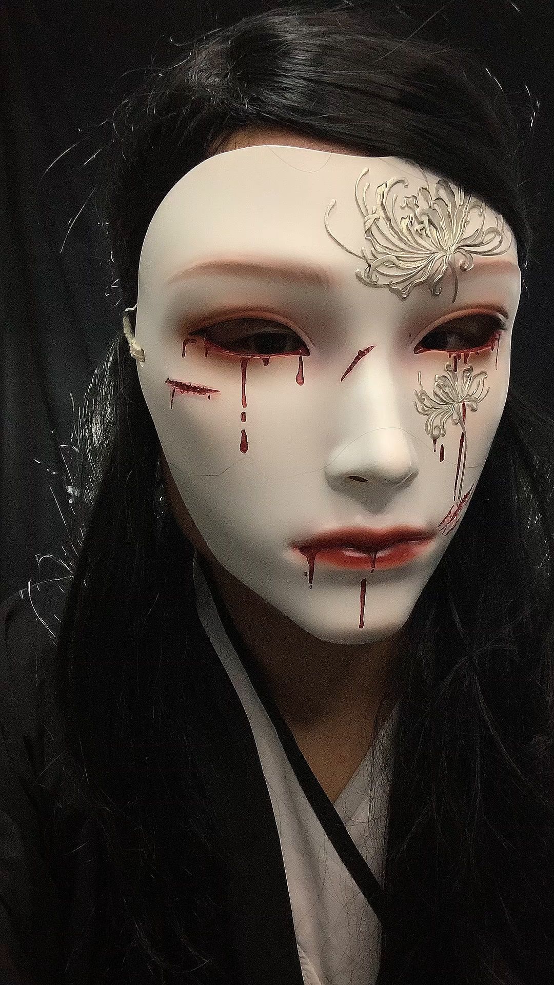 即刻变身万圣节面具点燃你的独特魔法惊喜的面孔,准备好了吗?