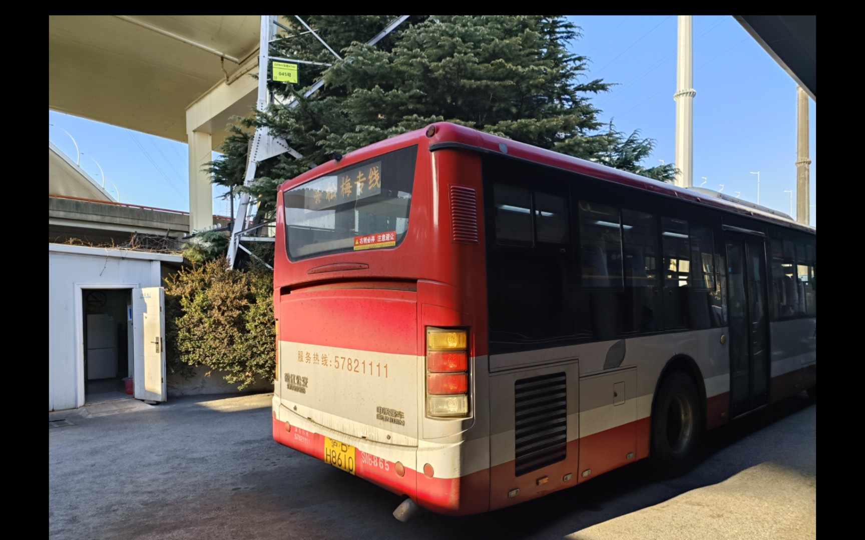 城>梅陇(锦江乐园地铁站)全程车内运行实录 swb6117hg5(松交自编swb)