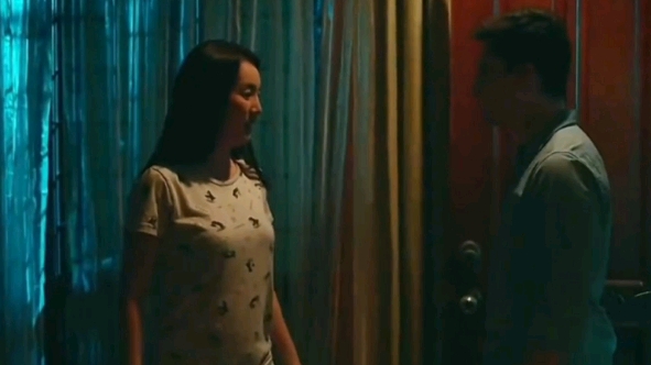 女孩儿被生活所迫最终一步步走向深渊#菲律宾电影 #狗血剧情