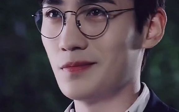 日常安利朱一龙 冷笑合集,好看的人连呵呵都特别迷人