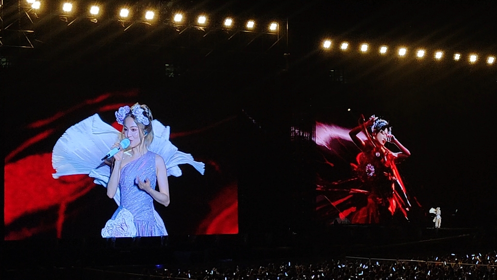 张韶涵寓言演唱会沈阳站《talking1》