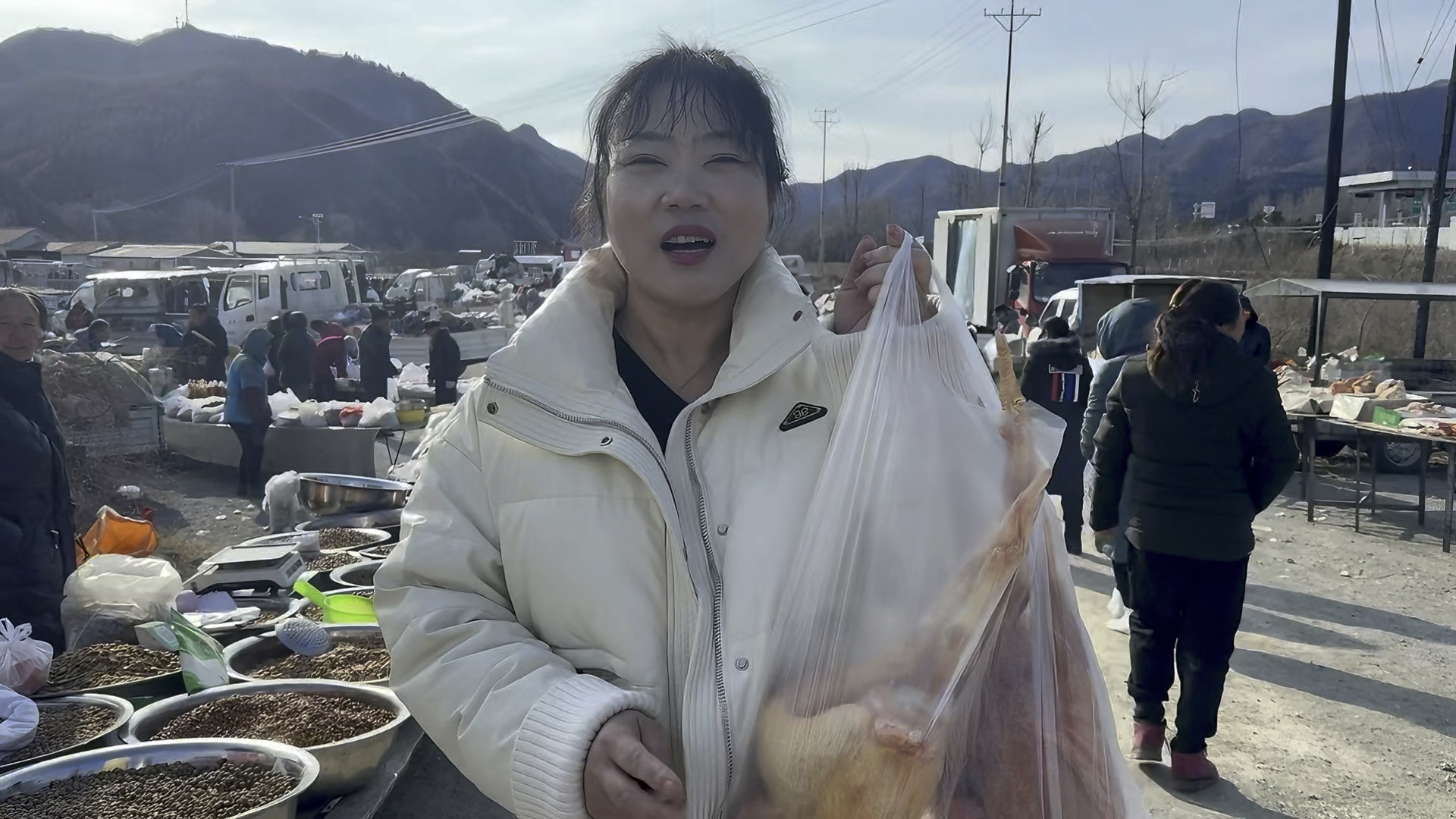 每人仅需160住宿管三餐还能泡真正温泉,承德隆化茅荆坝宏钰轩温泉宾馆每间房都有私汤温泉泡池!哔哩哔哩bilibili