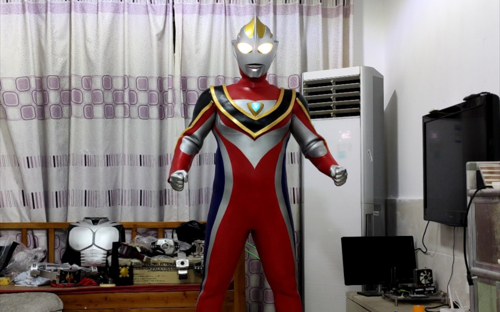 盖亚奥特曼sv皮套,25号重庆南坪走起!_哔哩哔哩_bilibili