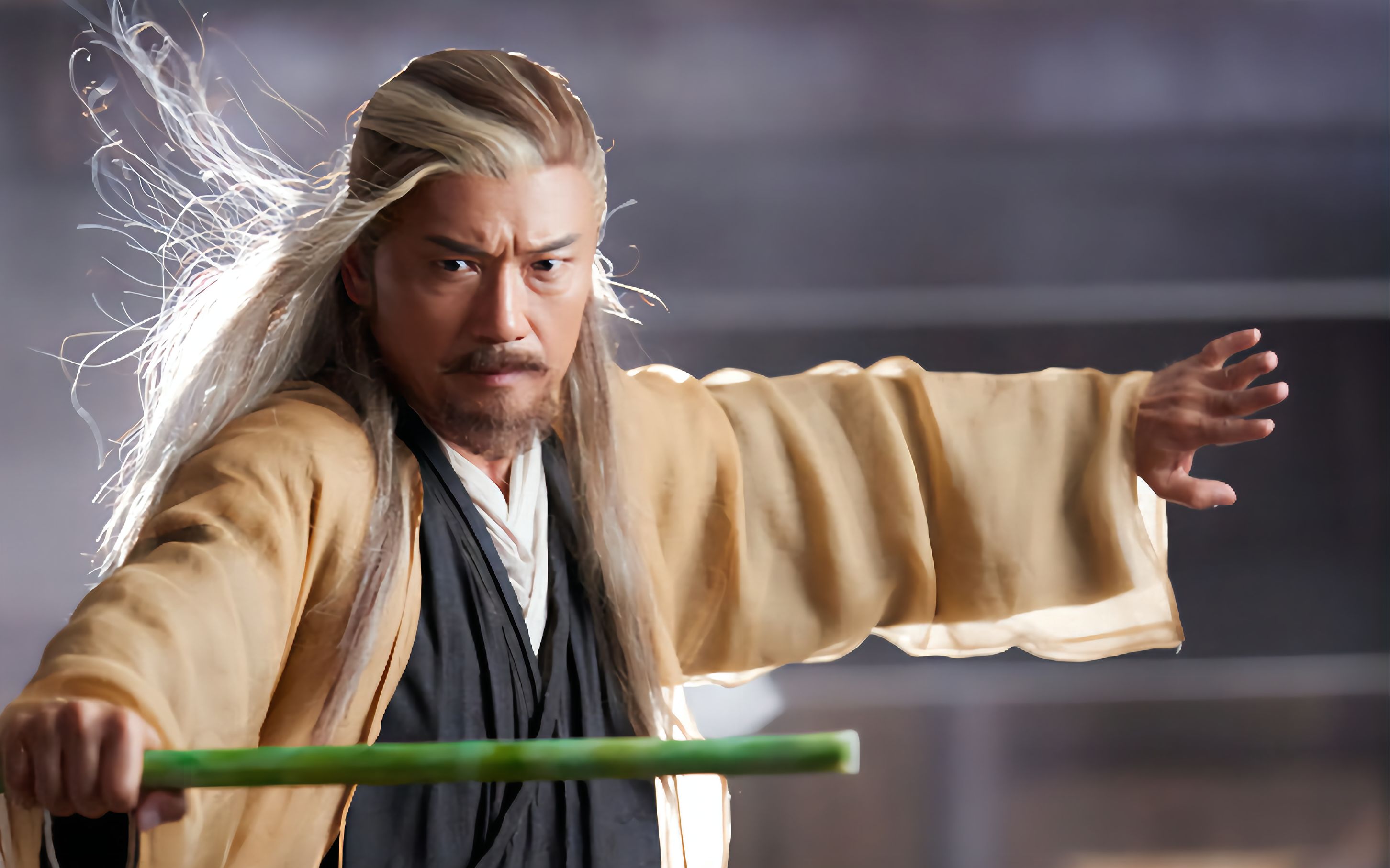 黄药师不敢惹欧阳锋,他到底在怕什么?金庸:你看他最大软肋是啥