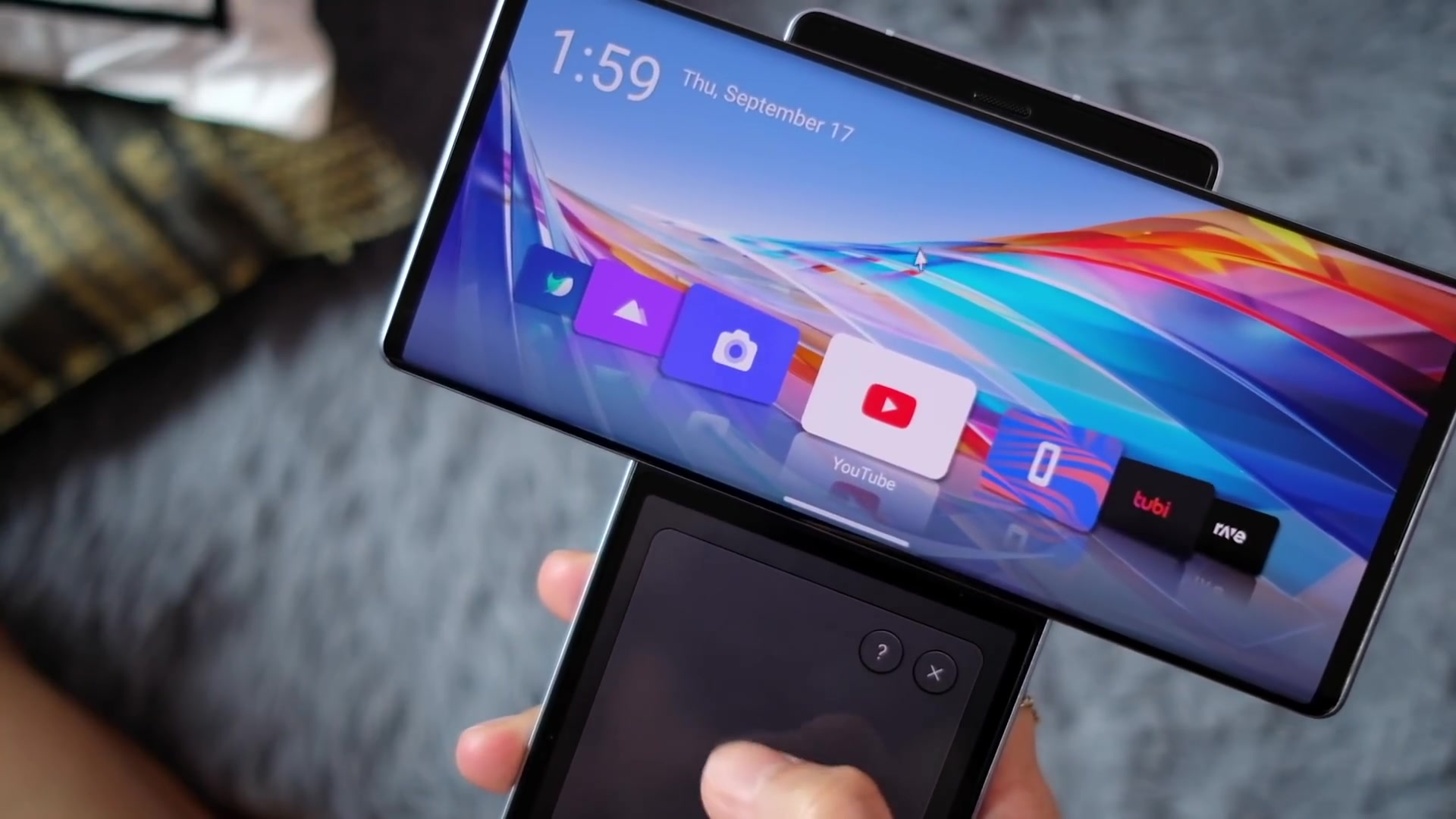 旋转双屏手机,太帅了吧!lg wing开箱上手