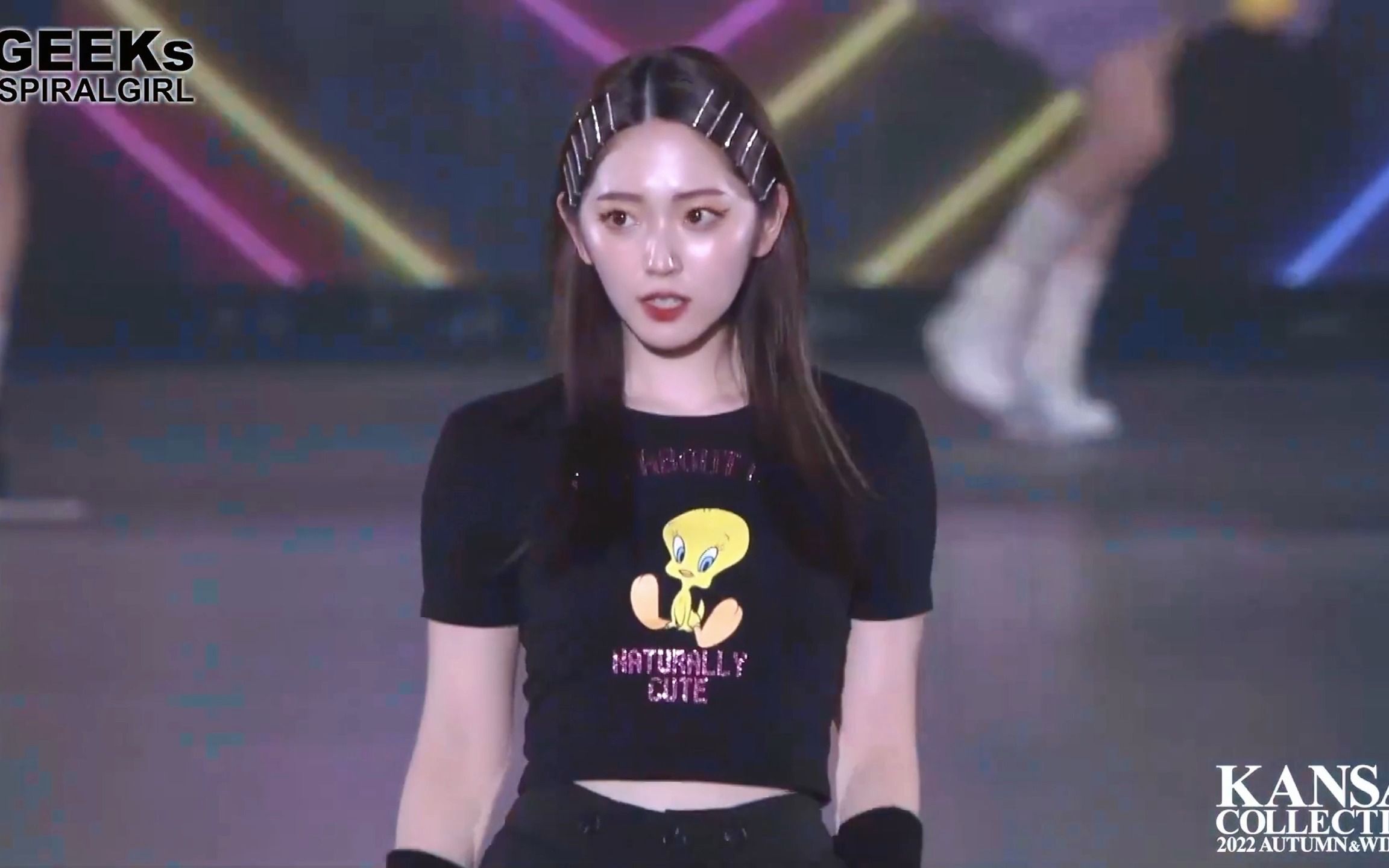 铃木爱理 加藤娜娜 铃木优华可爱美女小姐姐走秀东京时装秀 比维密更