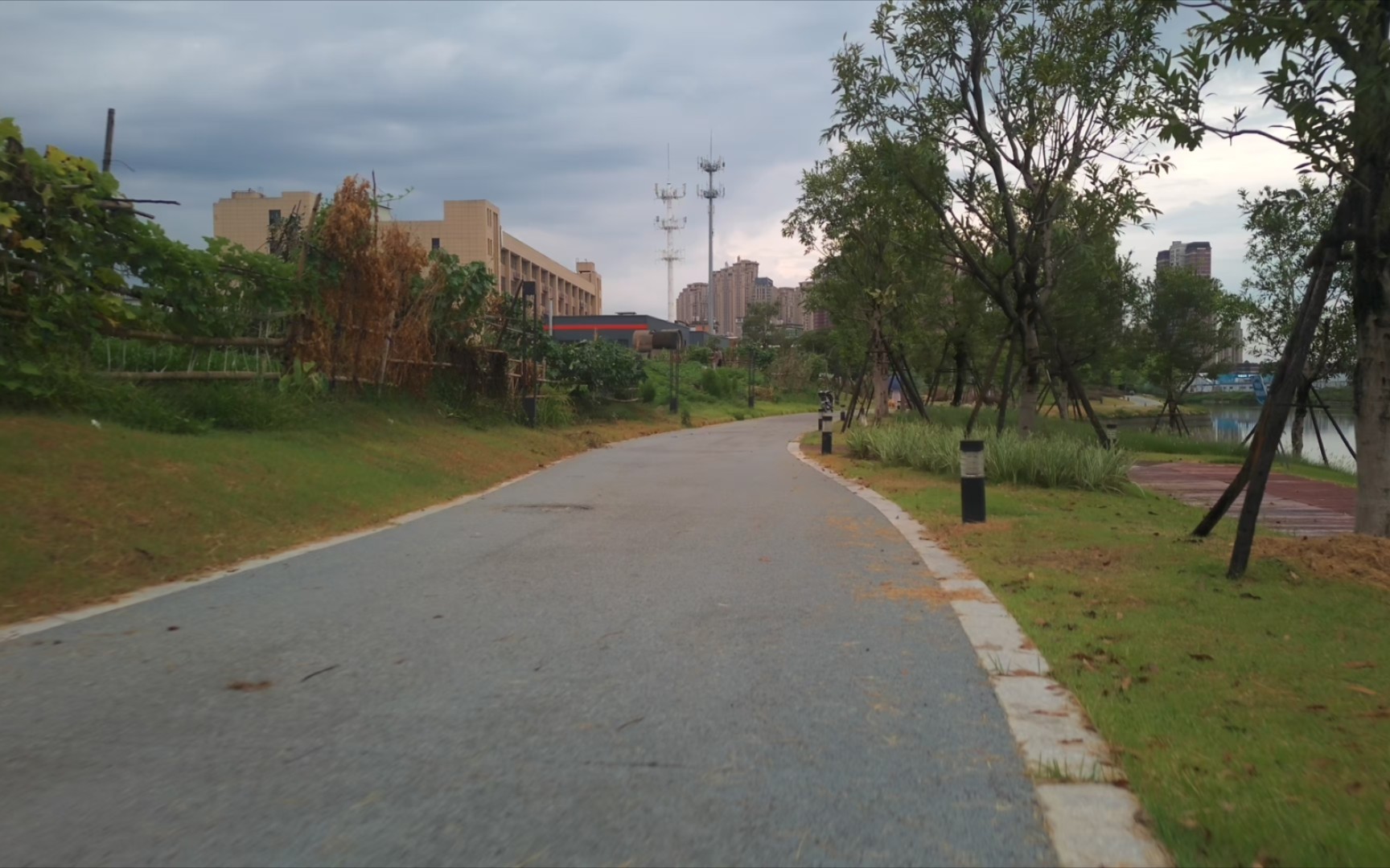 哈博森minipro无人机旁晚低飞 hdr双原生镜头测试