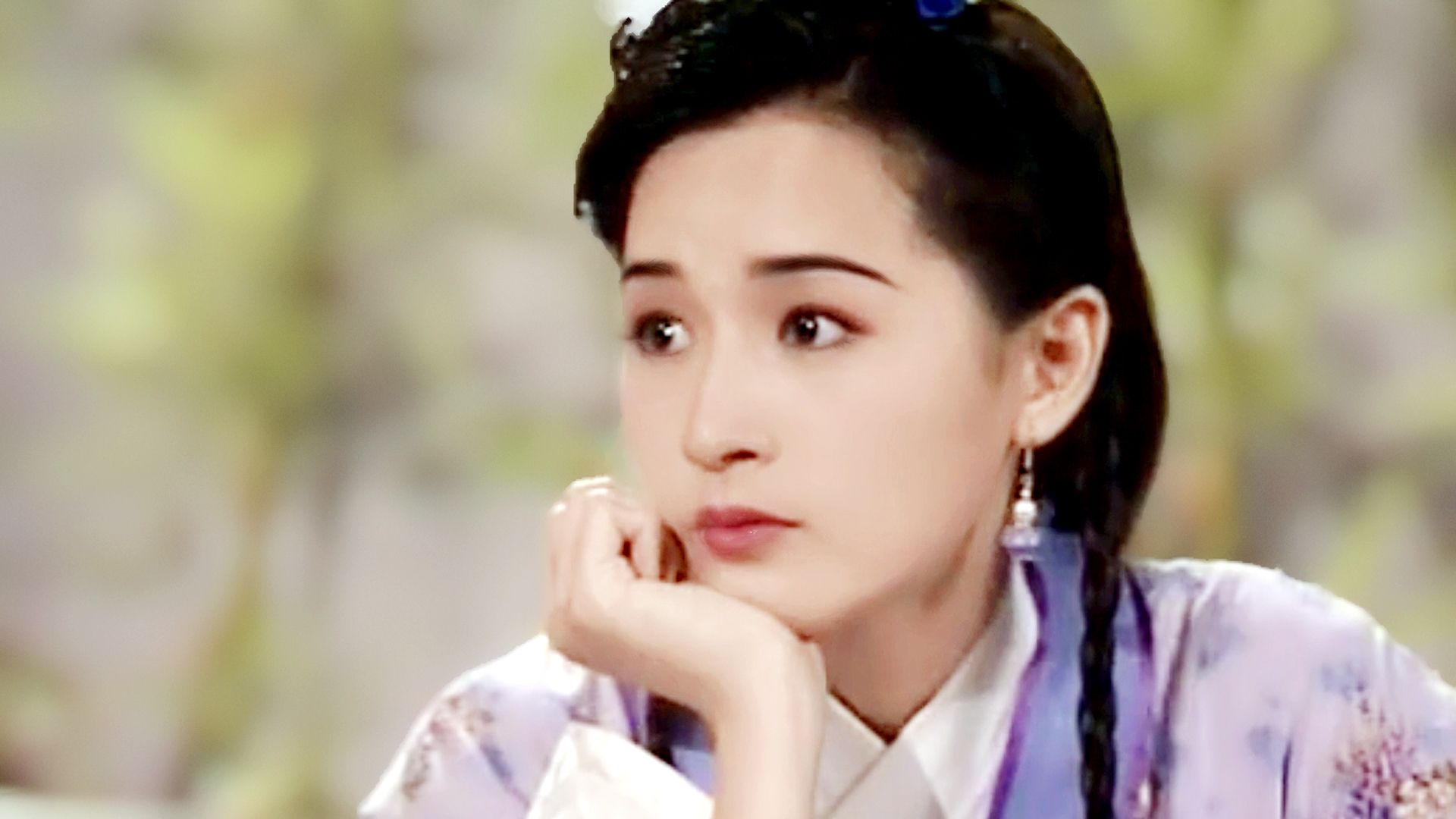 当年18岁的卫灵儿有多水灵?一首《结发白首》勾起年少回忆