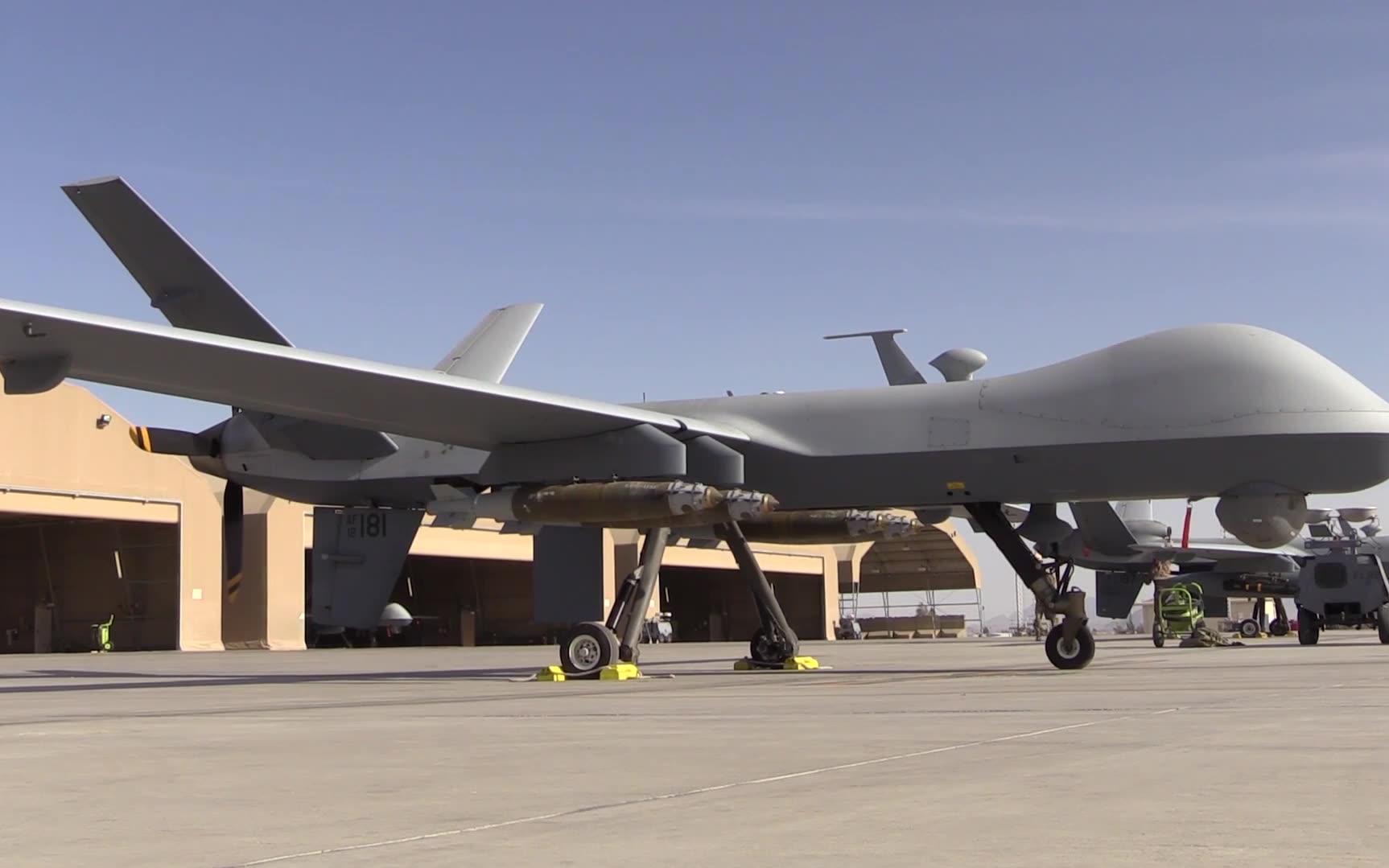 美军mq-9无人机起飞