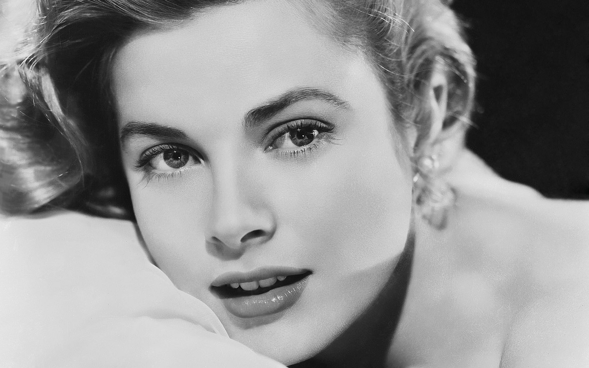 【格蕾丝凯莉】桃之夭夭,灼灼其华