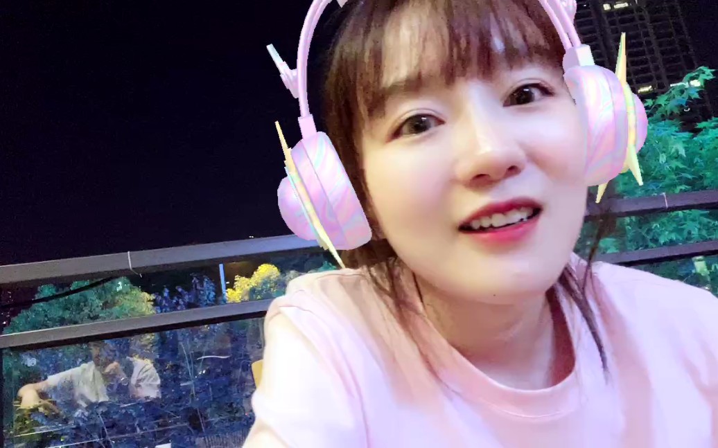 梦三国迷魂和老婆大瑶大晚上户外直播