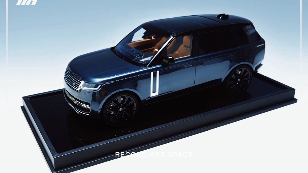 新配色-瓦雷辛蓝 ,模型还原真车,平整光滑的车身线条大气沉稳,漆面