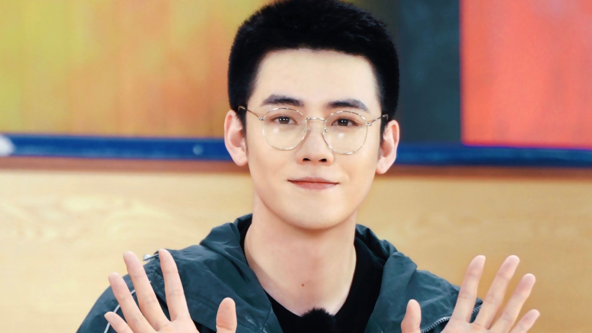 任豪方声明单身被狗仔嘲笑:实锤都是最近拍的,本想祝福但被整笑