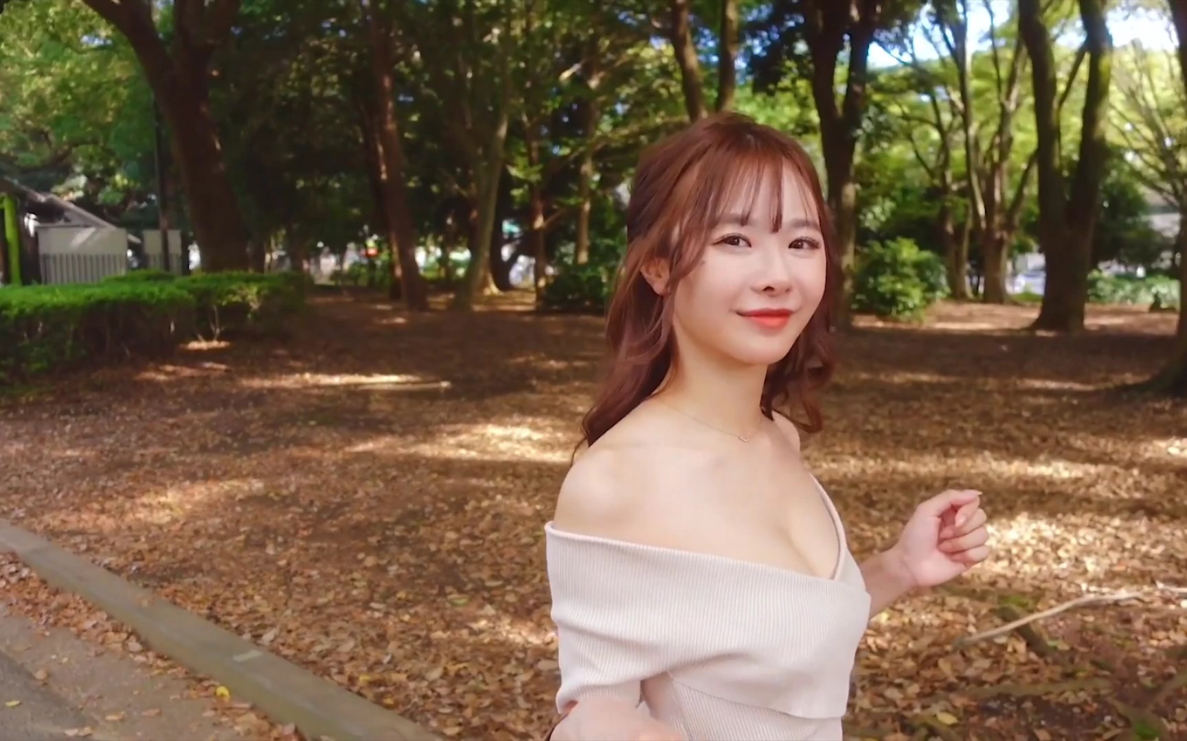 超可爱美少女 栗山莉緒 公园春游写真！美美美