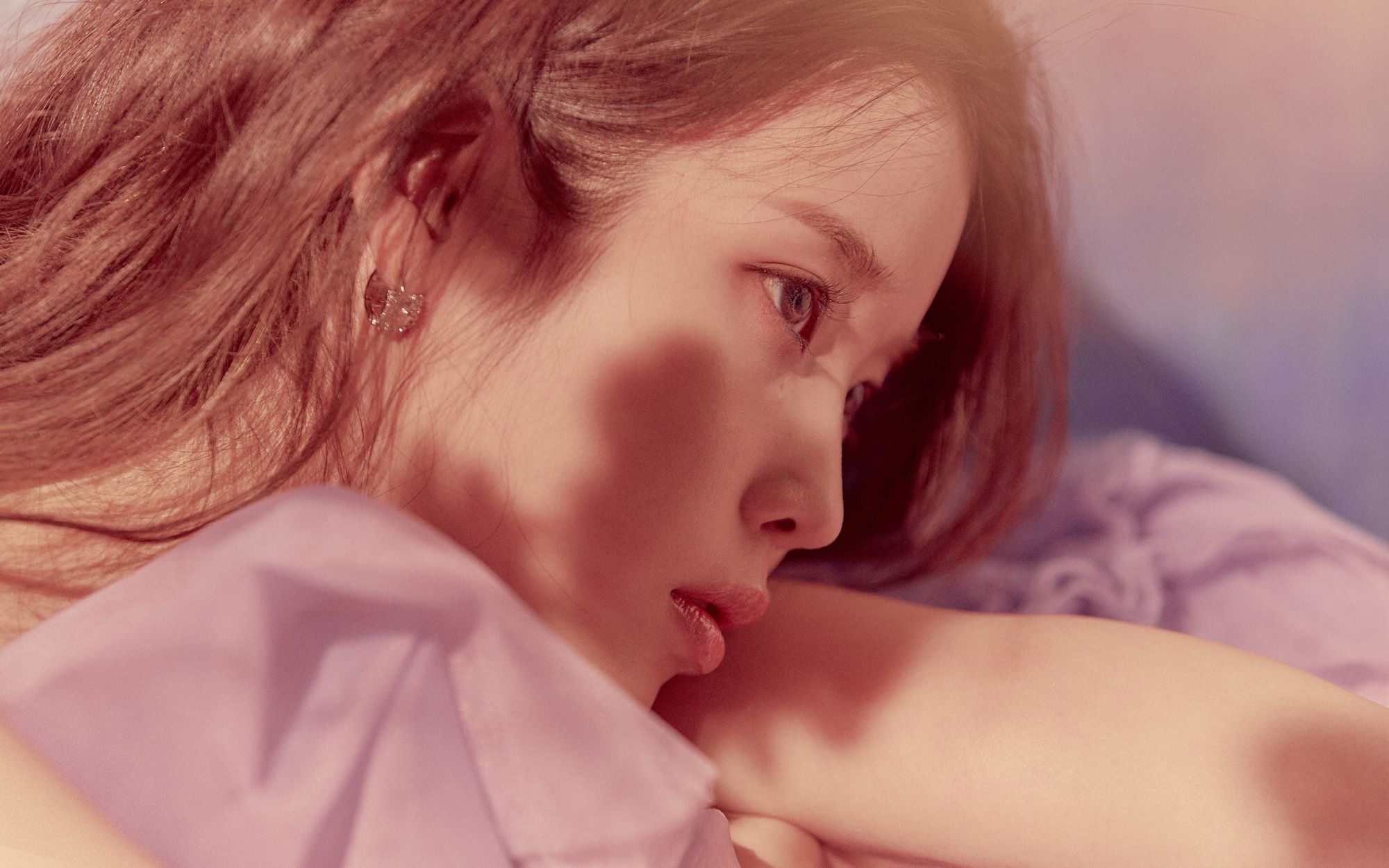 iu第五张专辑 预告歌曲《hilac   bylac》