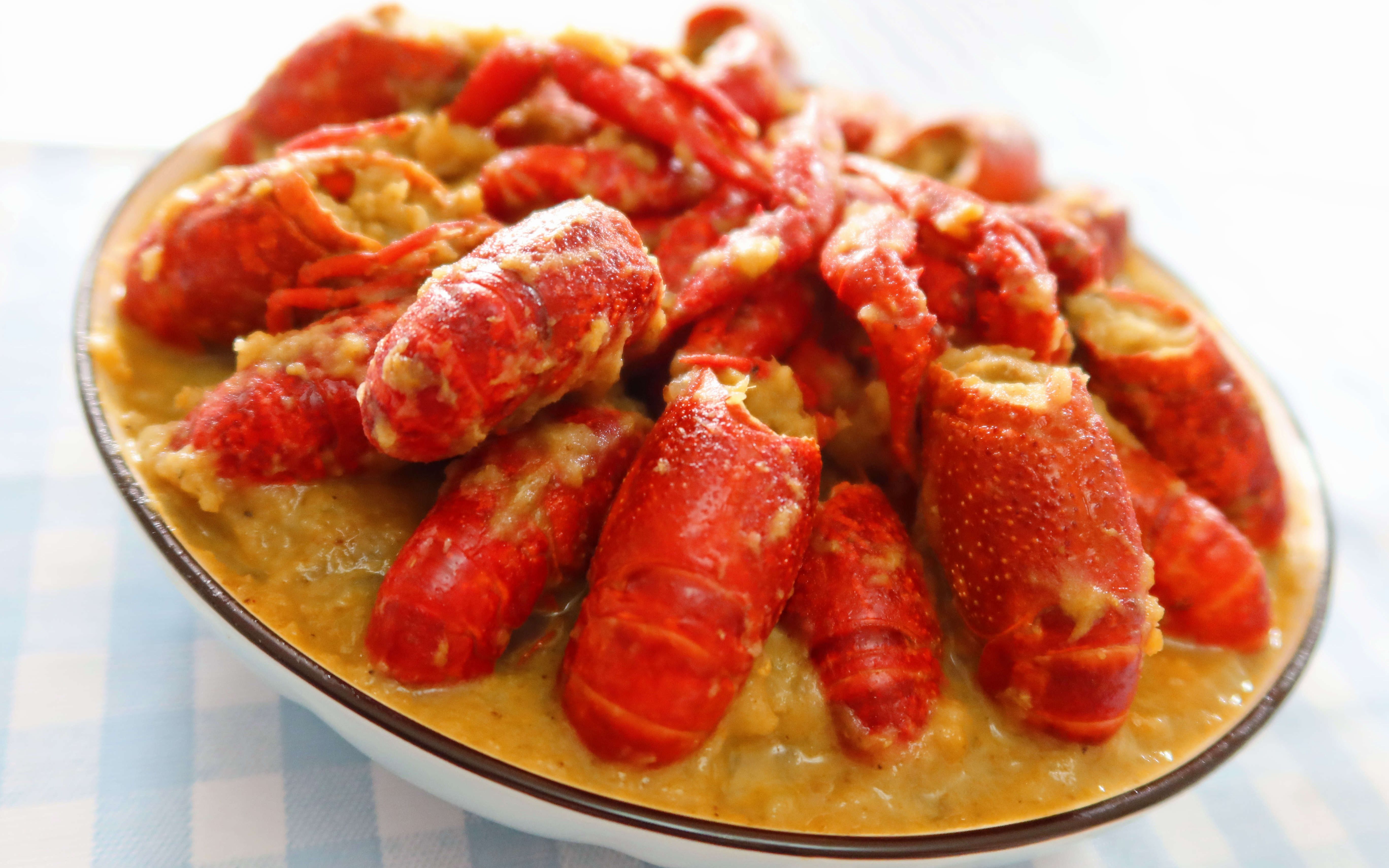 搞个咖喱小龙虾,下了马铃薯之后外观真的是一言难尽.