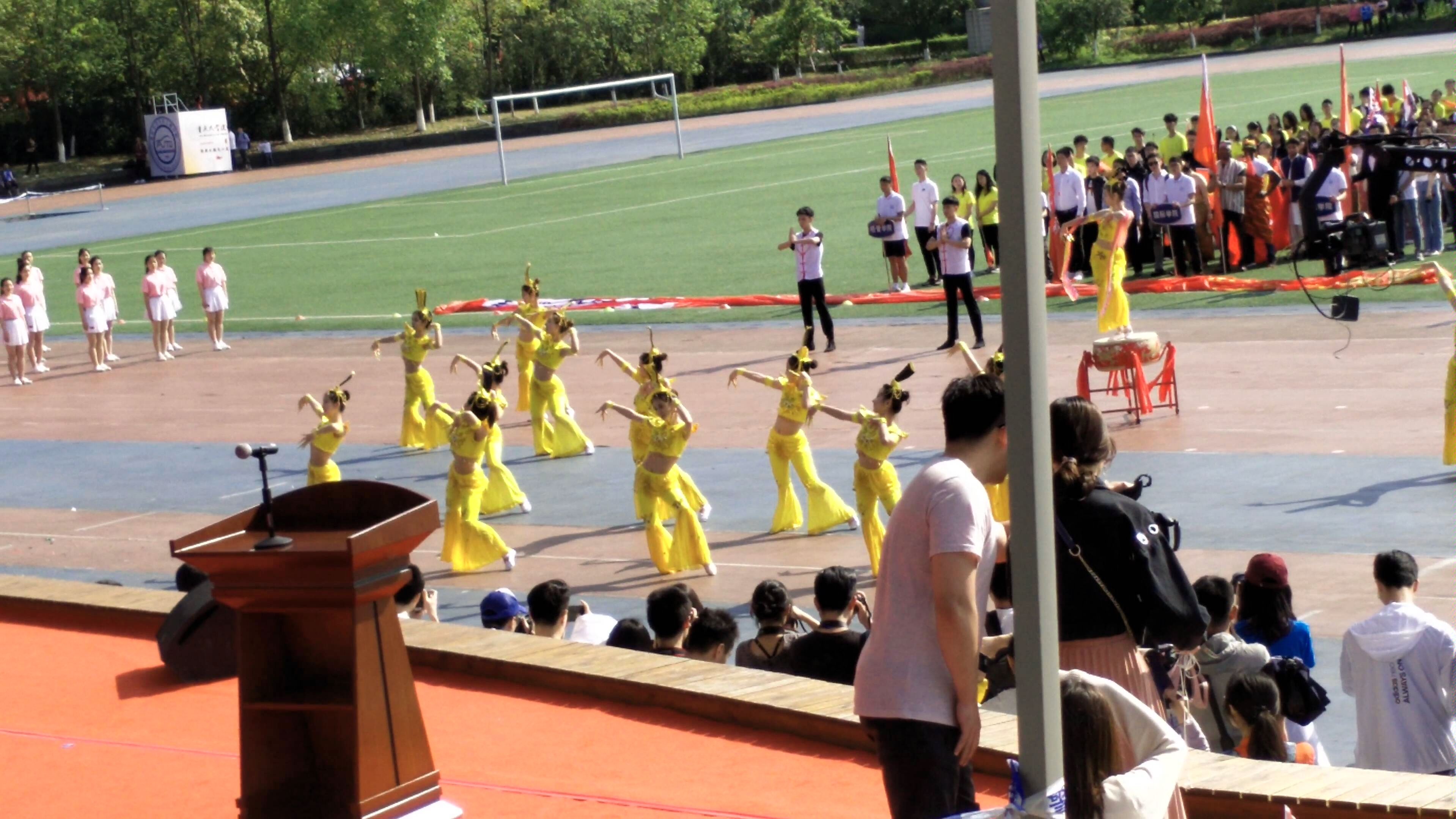 [图]【190412】《大漠敦煌》重庆大学运动会美视电影学院舞蹈