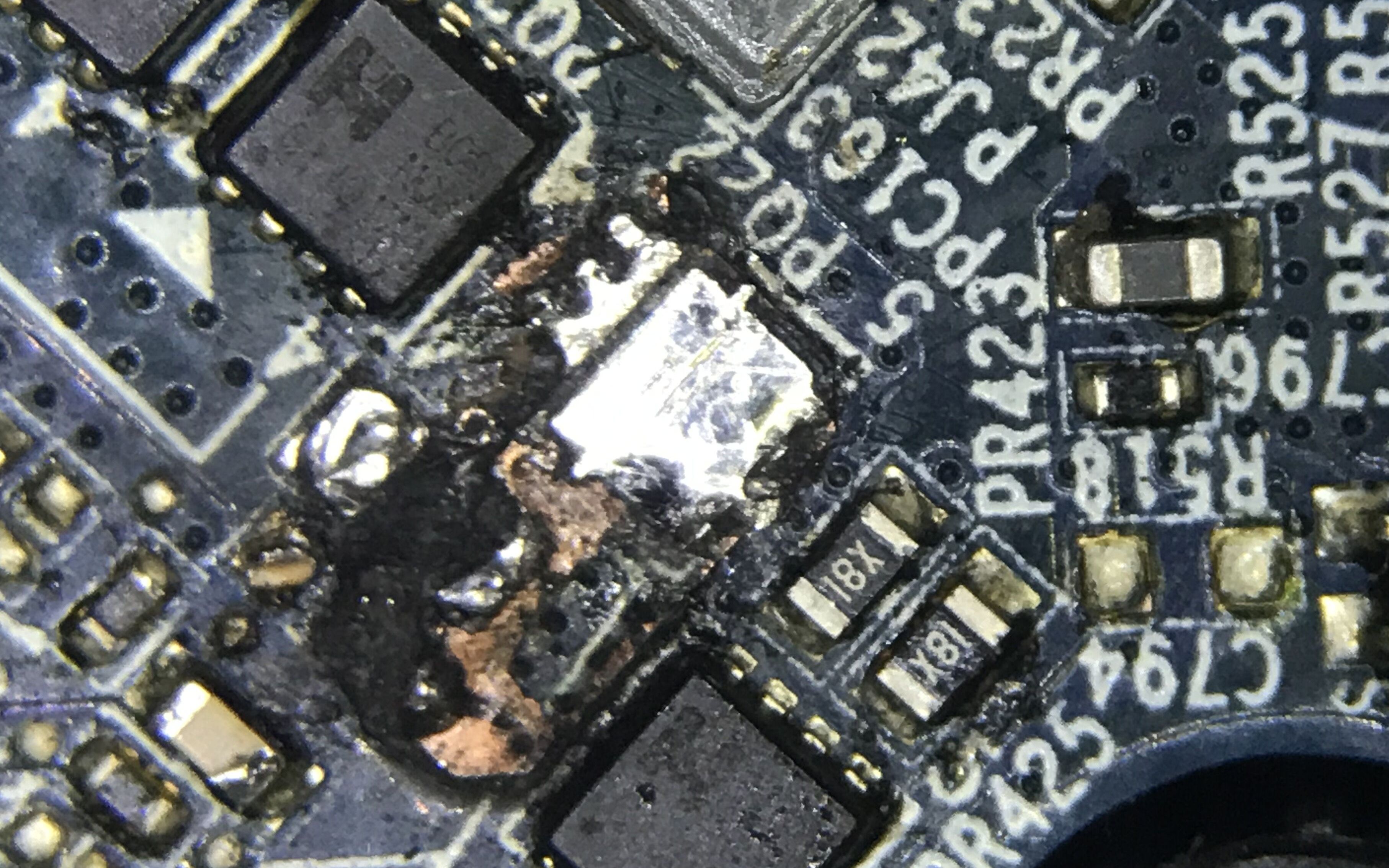 战神战死沙场?神舟战神z7m显卡供电烧毁,显卡核心这次能否保全?