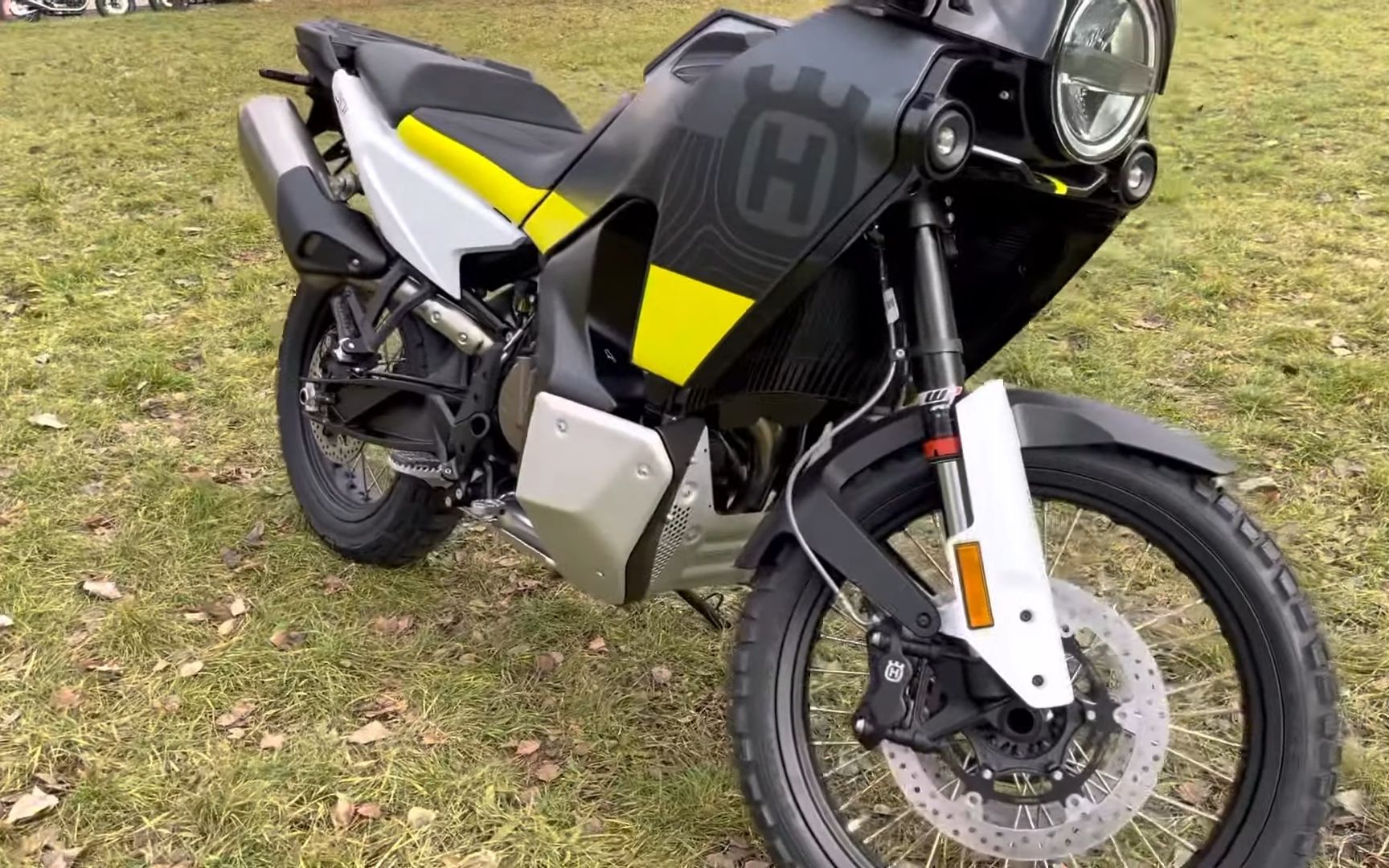 胡斯瓦纳 901 norden实车展示