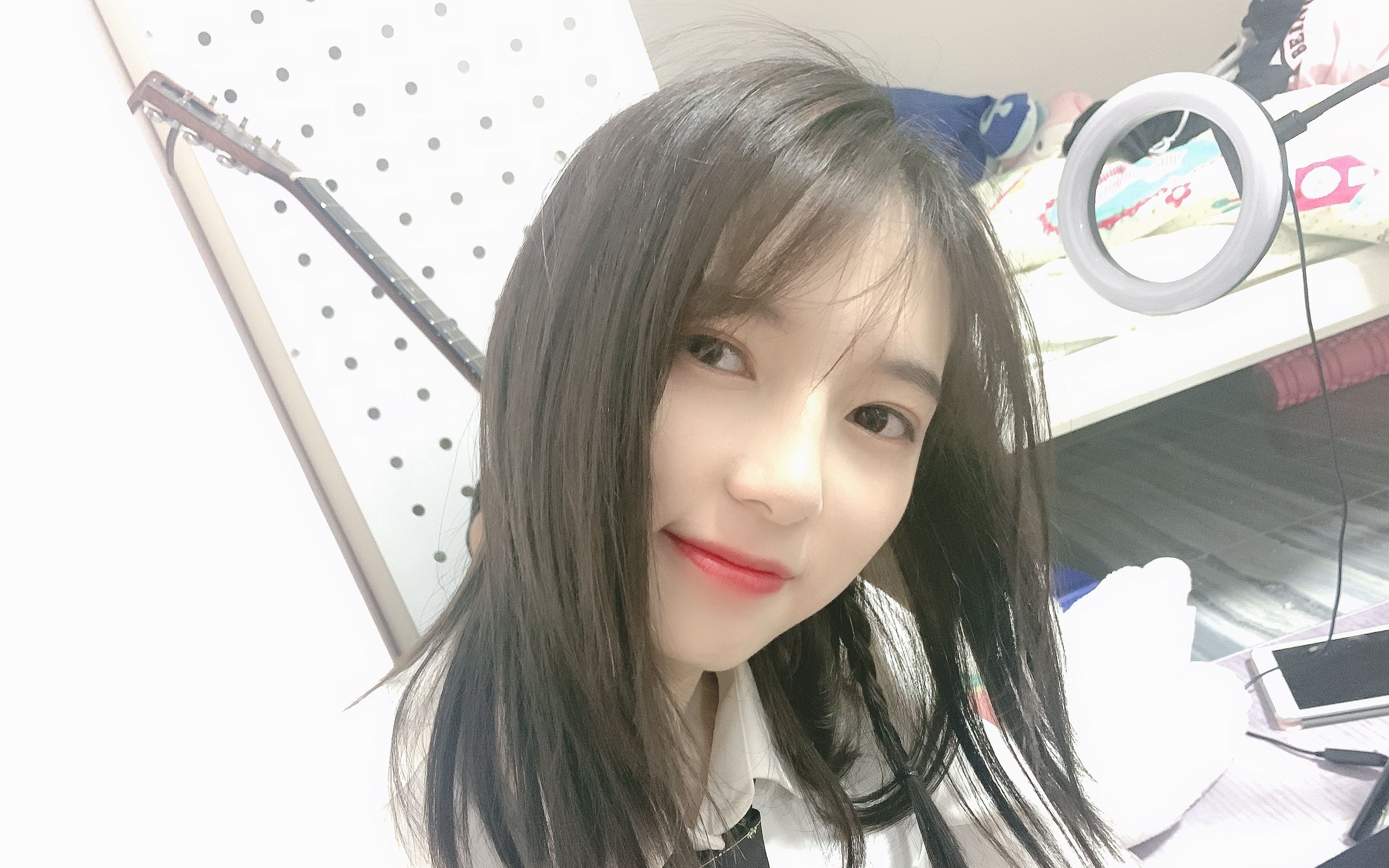 18石竹君 看《张语格 - 关不掉》