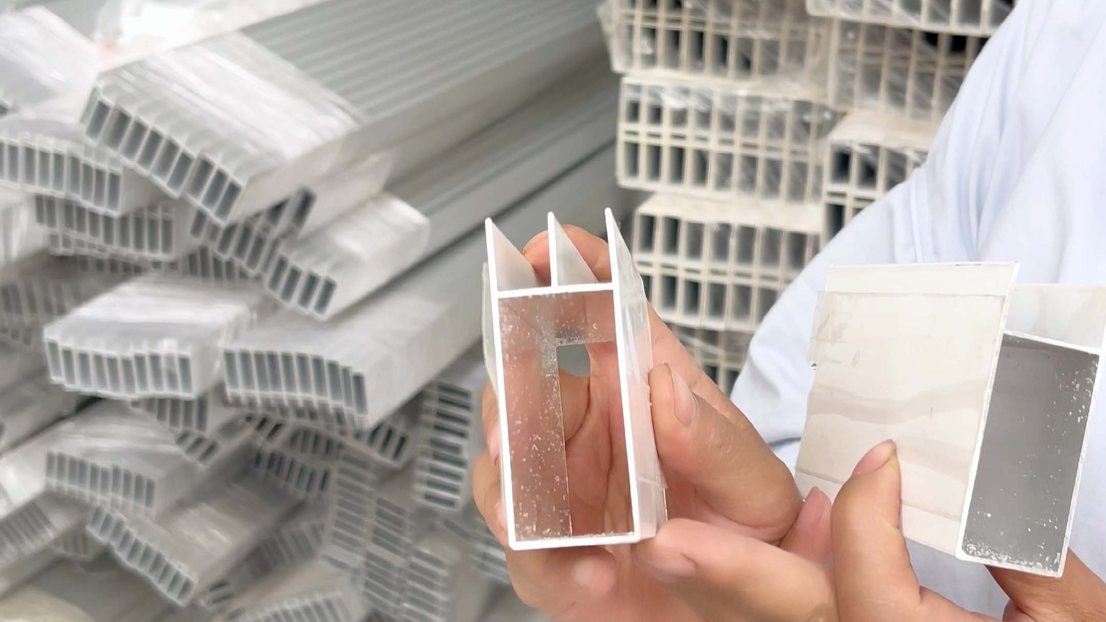 瓷砖橱柜铝材垒灶台橱柜脚#瓷砖橱柜 #全瓷合金橱柜#垒灶台橱柜腿