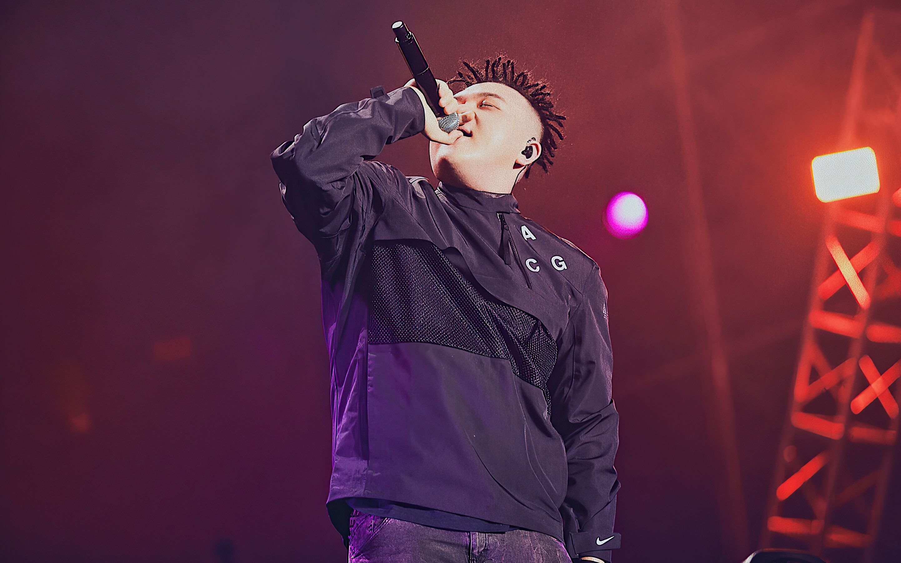 绝对轰炸!《中国有嘻哈》-艾福杰尼走心之作《 after journey 》""