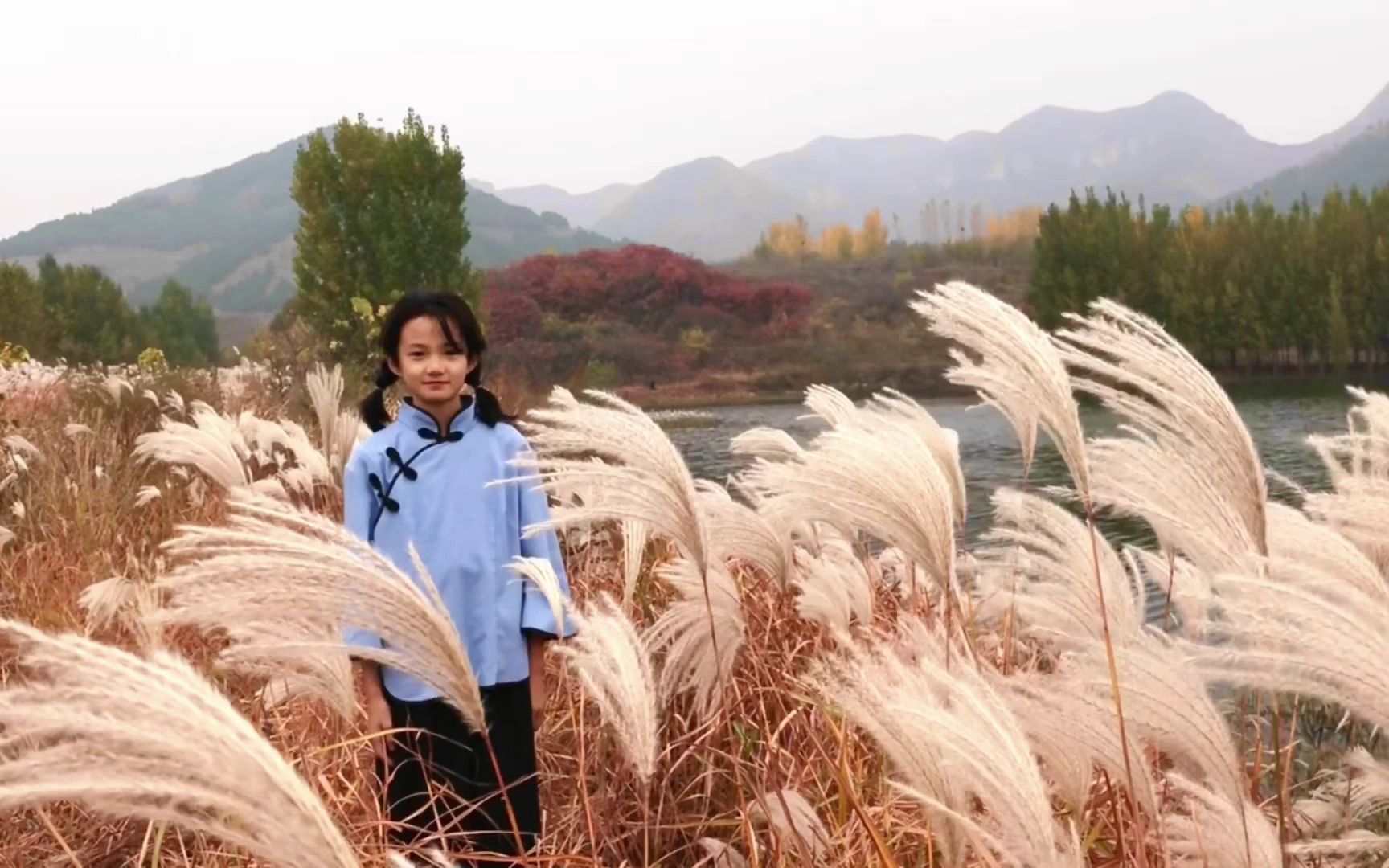 [图]六年级小学生为《诗经 蒹葭》放歌