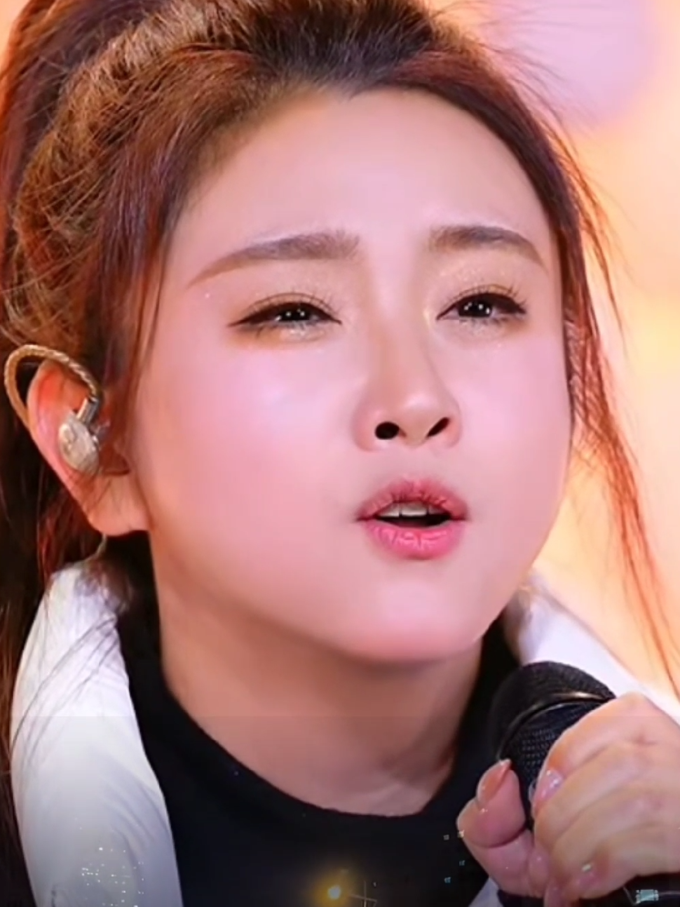 好歌推荐《太多》菲儿 #热门音乐97 #音乐分享 #上热门