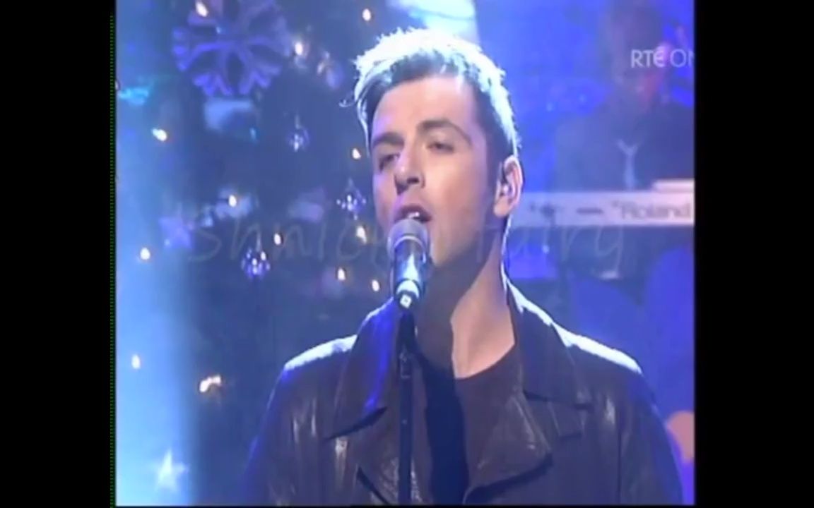 [图]【WESTLIFE】What About Now（Live on The Late Late Toy Show，2009-11-27）