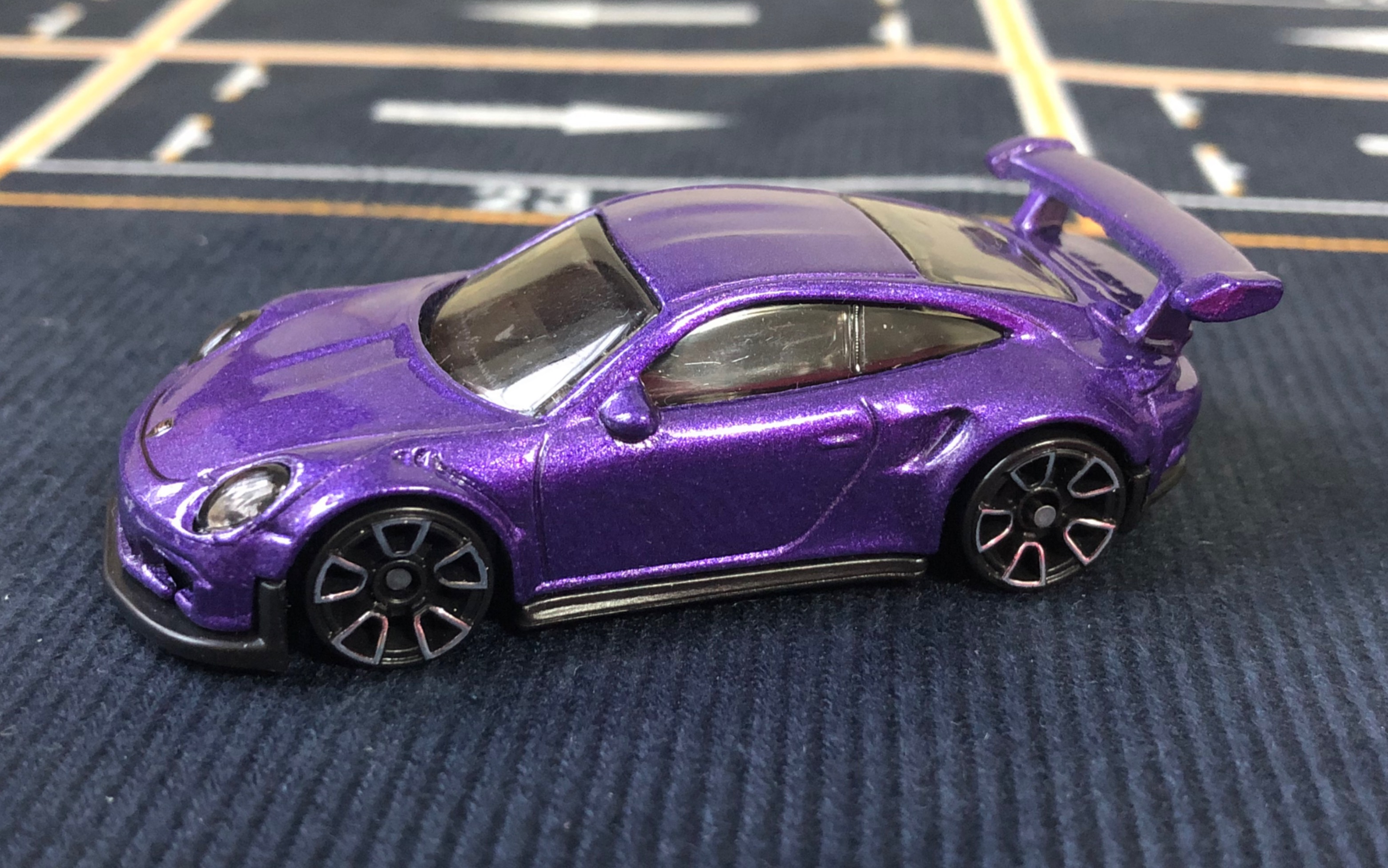风火轮 hotwheels 保时捷 porsche 911 gt3 rs_哔哩哔哩 (゜-゜)つロ