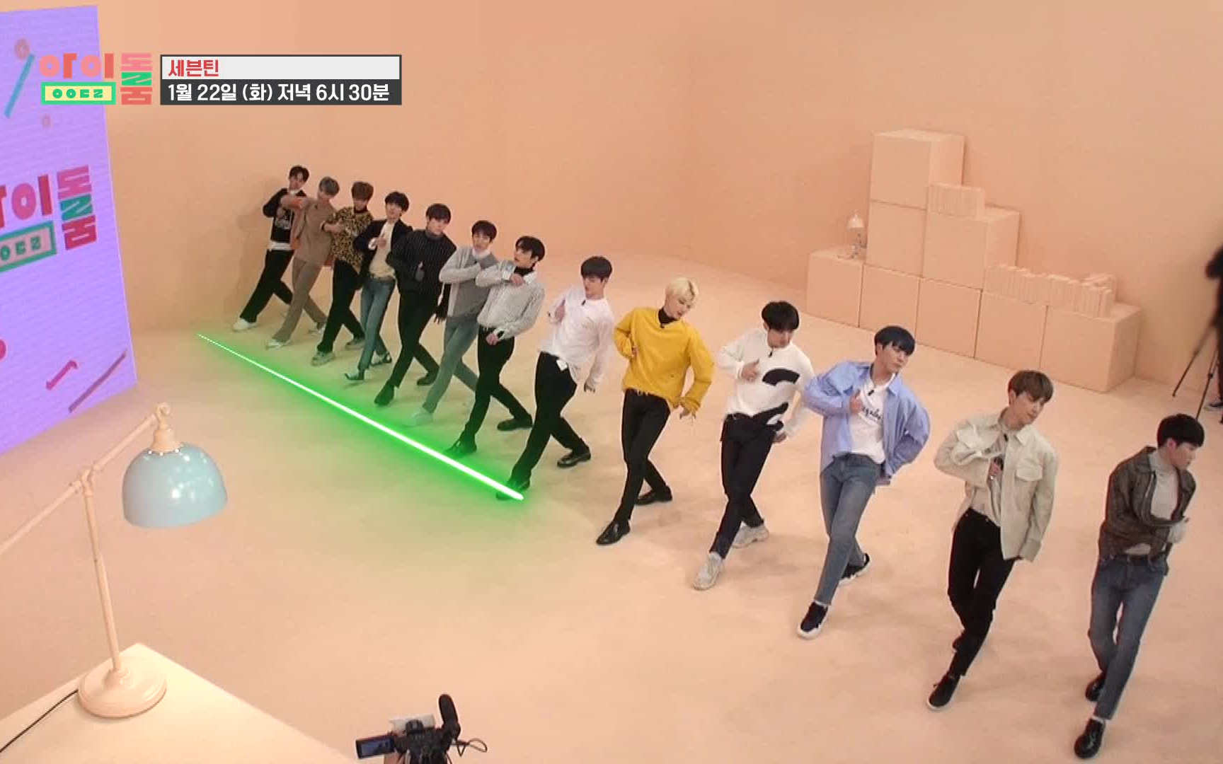 [图]SEVENTEEN《VERY NICE+HOME》IDOL ROOM一排舞~