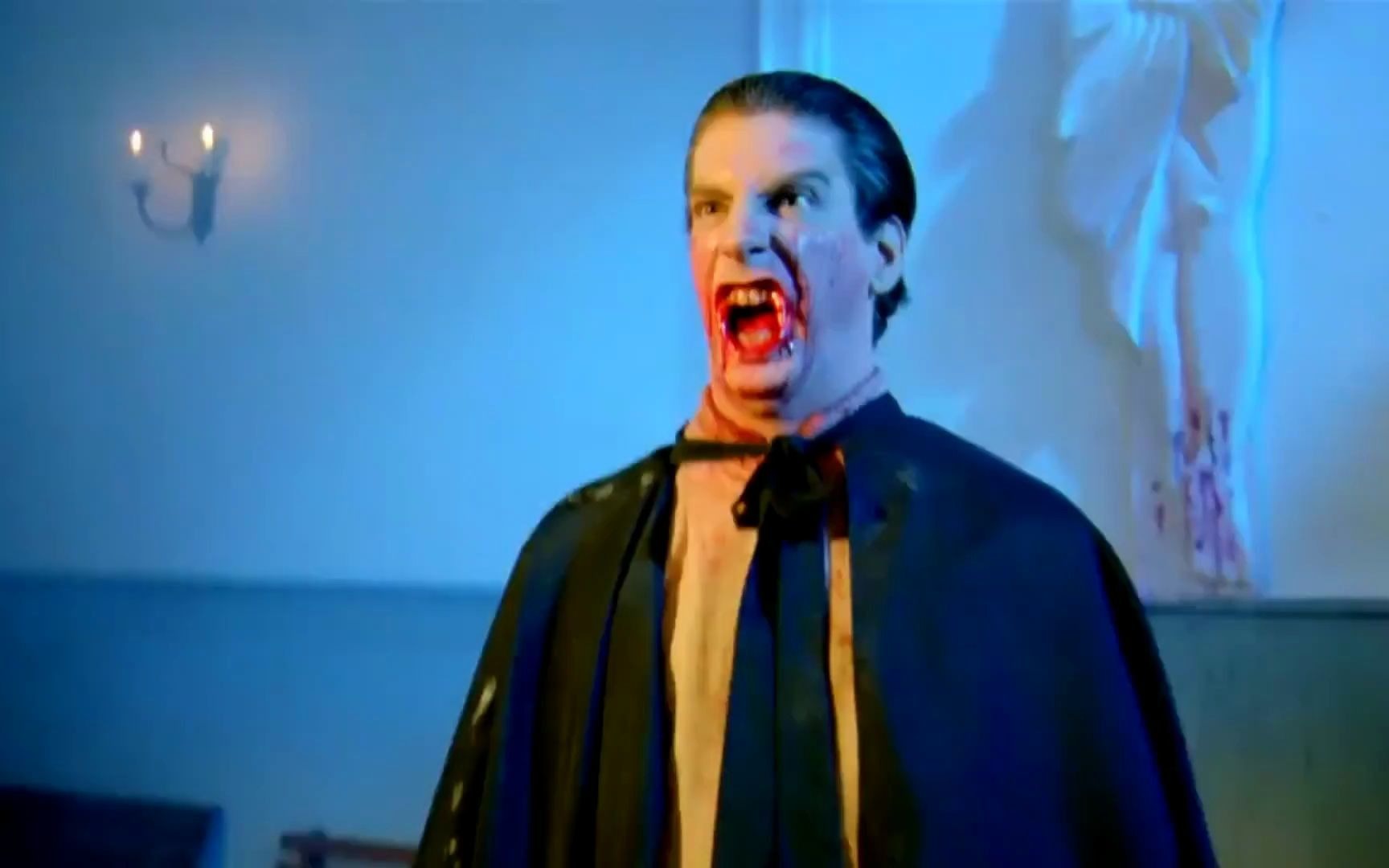 香港经典僵尸片,九叔在教堂里大战西洋僵尸,好电影百看不厌