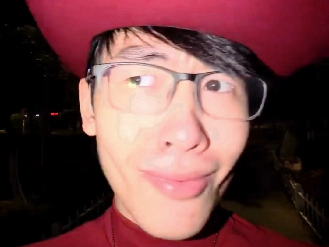 当我给“唐嘉琦4.0”的背景音乐换成“唐嘉琦2.0”之后Be like：