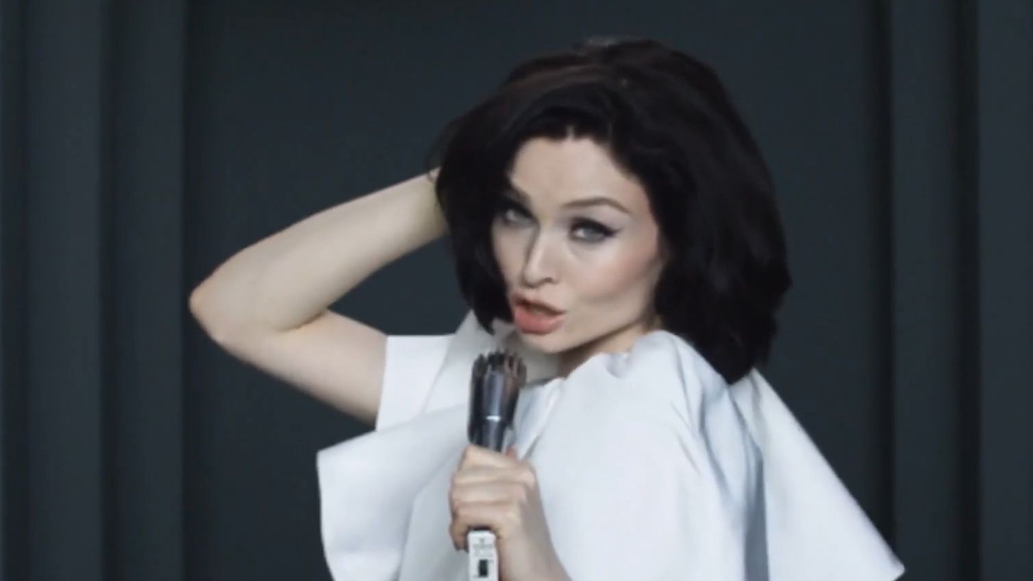 Sophie Ellis Bextor  Heartbreak Make Me A Dancer (Official Video)【中英字幕】哔哩哔哩bilibili