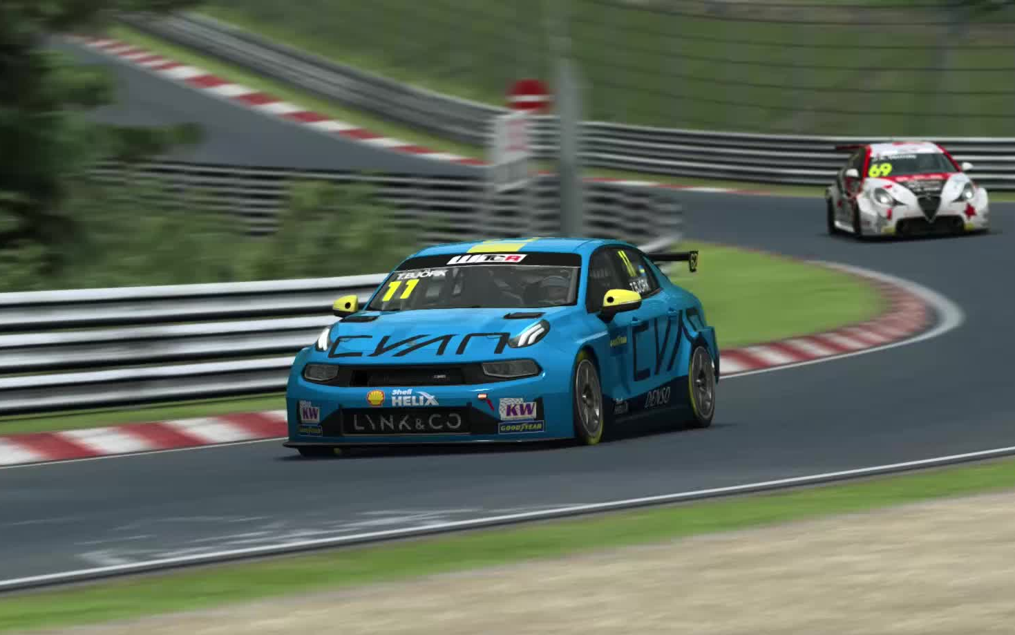 领克tcr纽北赛道模拟对抗训练感觉有点手忙脚乱